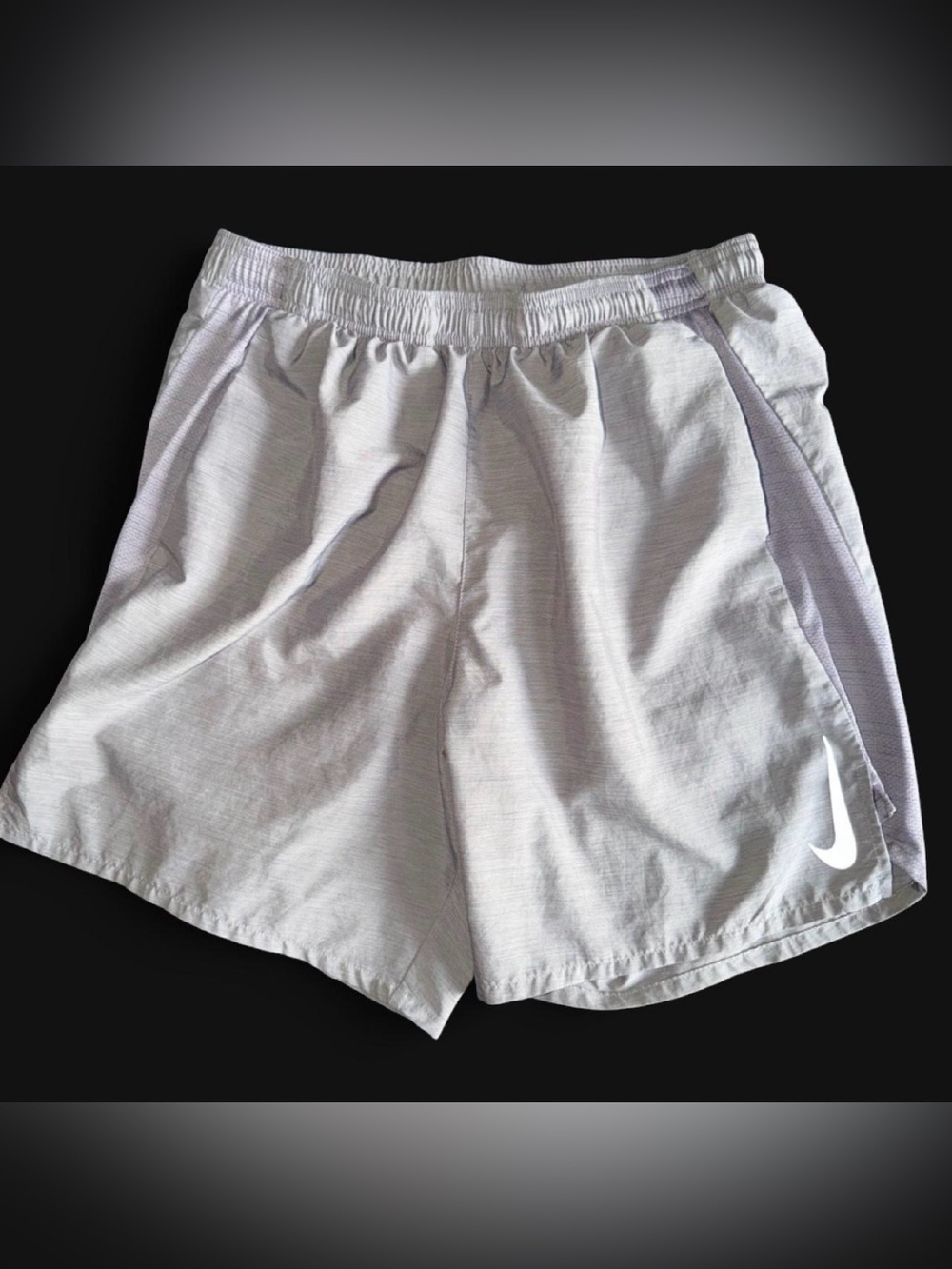 Nike Men's Light Gray Athletic Shorts with Side Panels